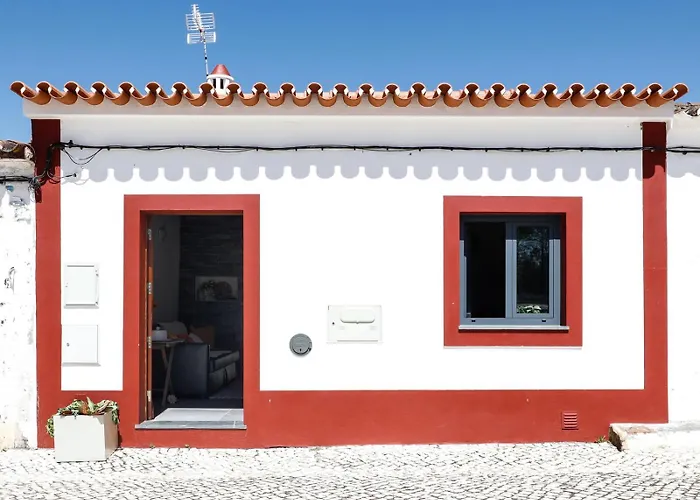 Casa Da Fonte / Fountain House